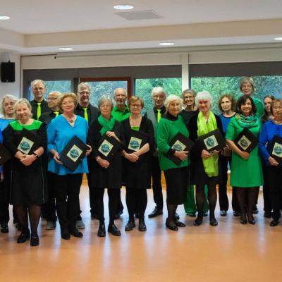 26.10.2024 Jubiläumkonzert - Ganzer Chor vor dem Konzert